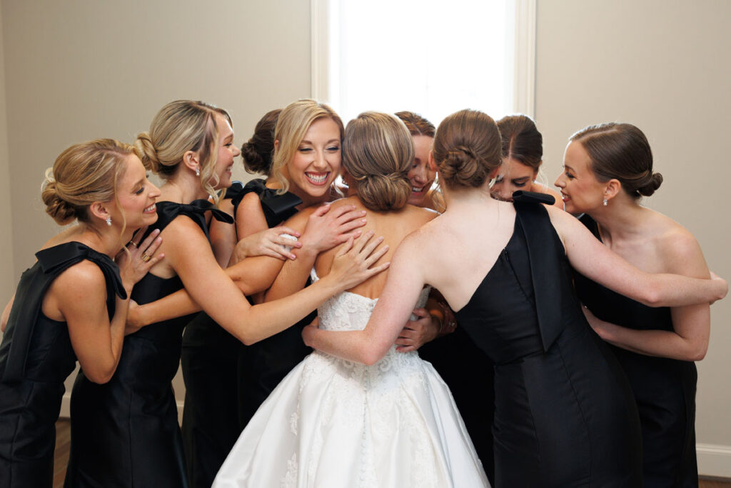 A bridal party at a Houston wedding