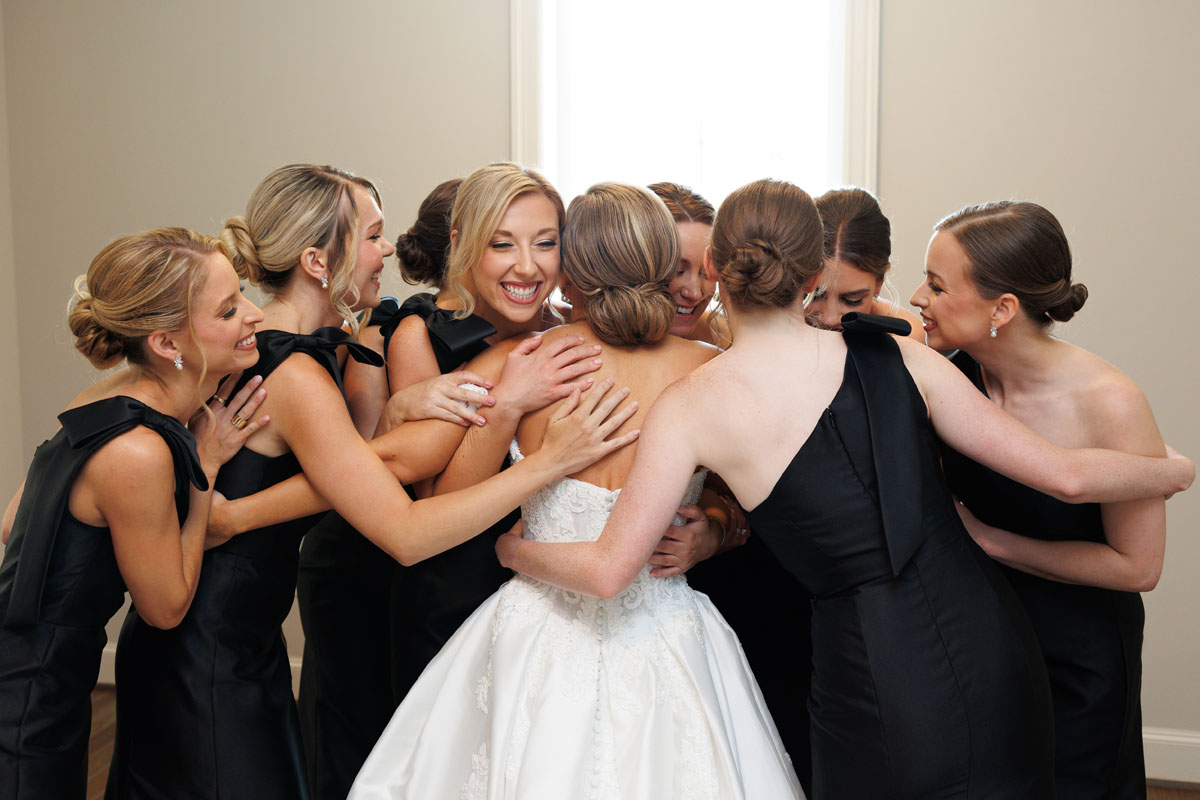 A bridal party at a Houston wedding