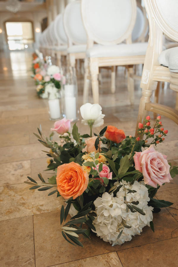 Aisle detail