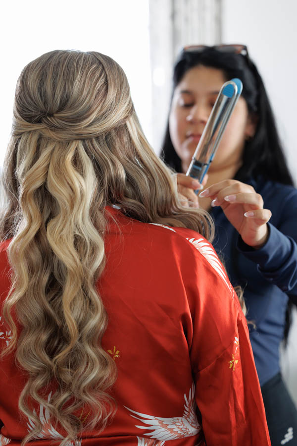 The bride's hair