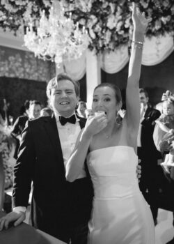 The bride tries the cake